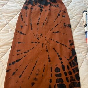 Elegant Brown Tie-Dye Skirt